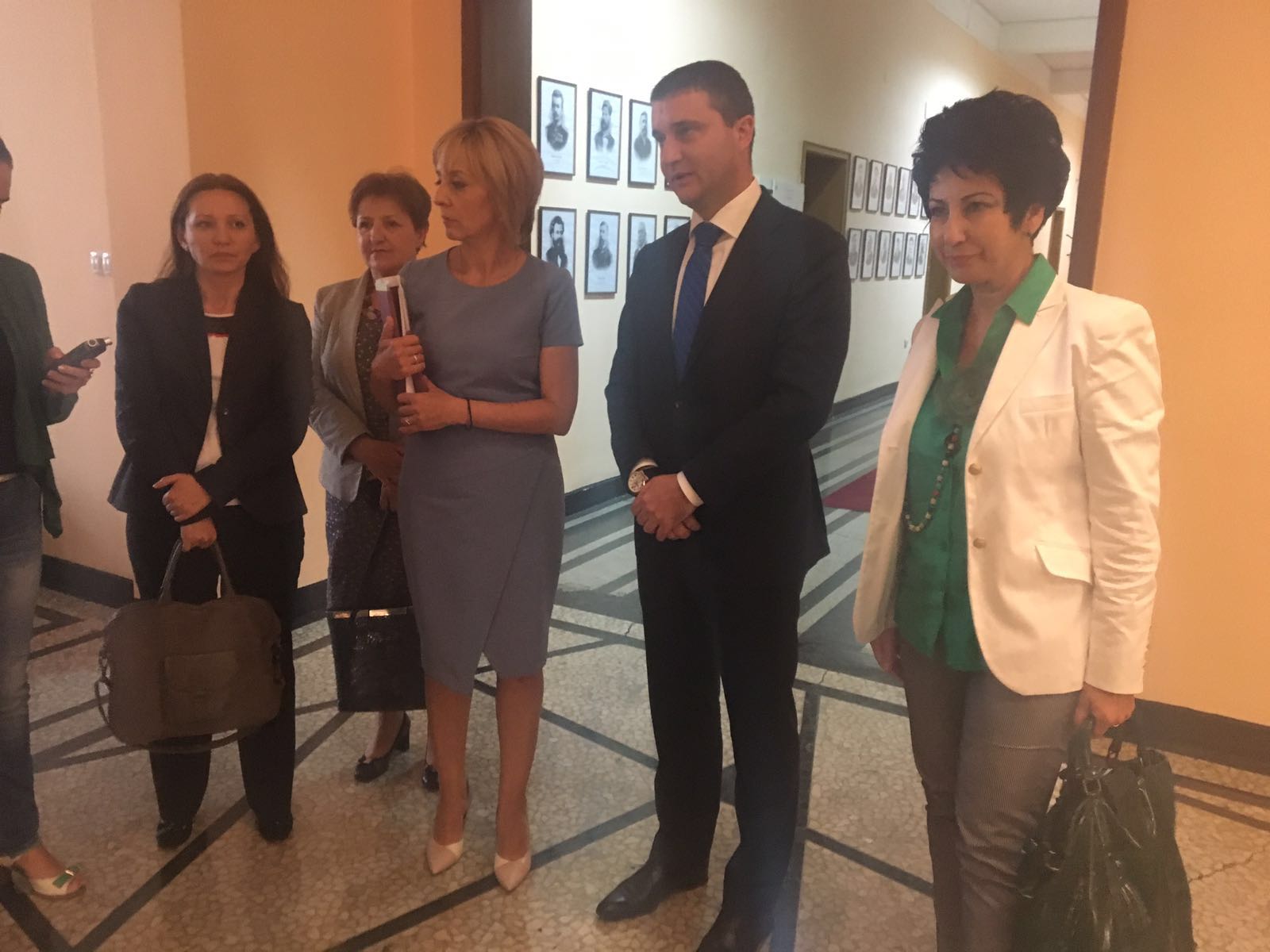 Омбудманът Мая Манолова след среща с финансовия министър Владислав ...